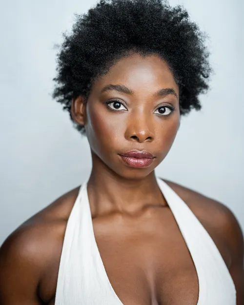 Mazvita Chanakira Headshot